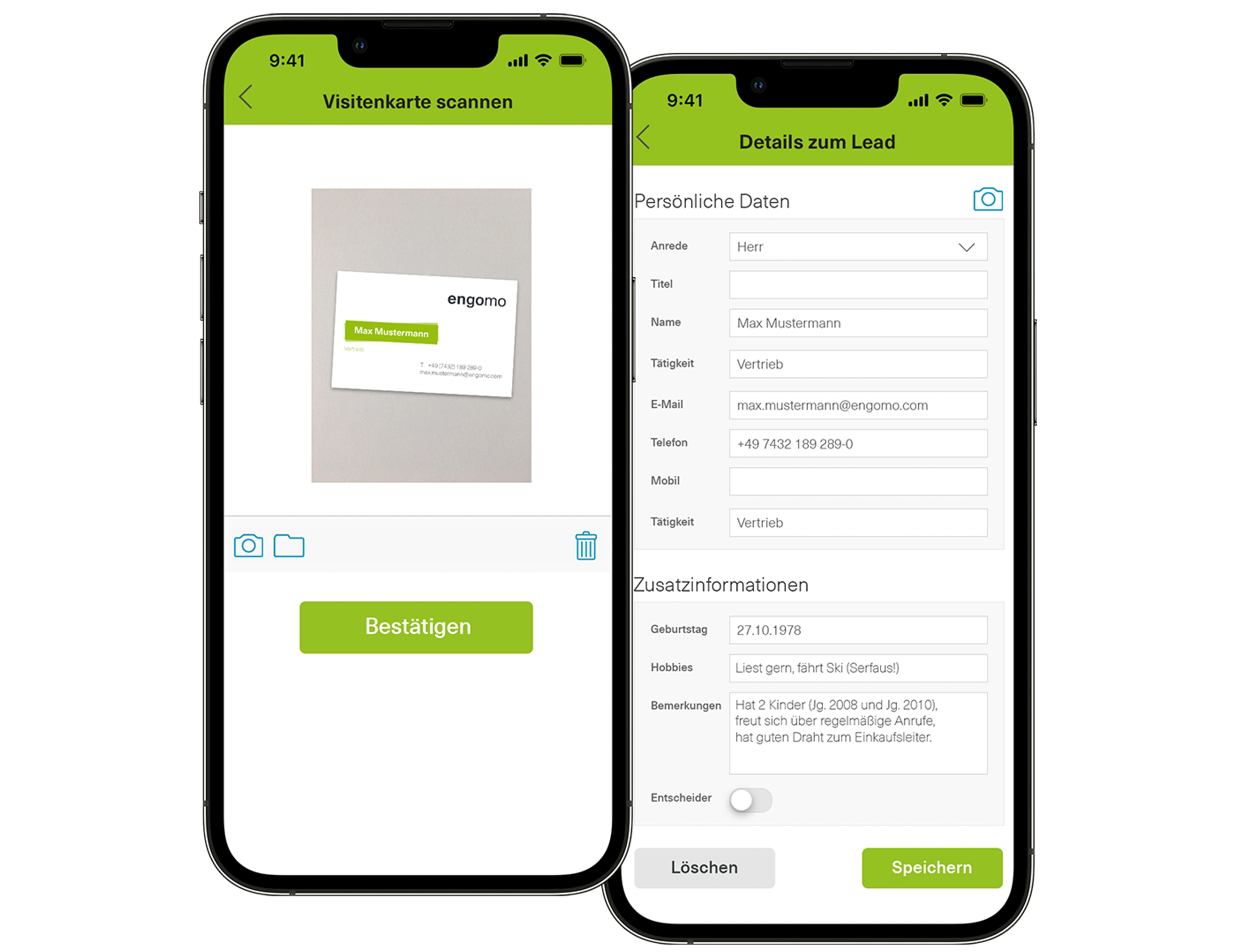Zwei Smartphone-Bildschirme mit einer mobilen App zur Lead-Erfassung. Links: Eine Visitenkarte mit dem Namen „Max Mustermann“ wird gescannt, darunter ein Button mit „Bestätigen“. Rechts: Die automatisch übernommenen Kontaktdaten (Name, E-Mail, Telefonnummer, Position etc.) werden im Formular „Details zum Lead“ angezeigt und können ergänzt oder bearbeitet werden.